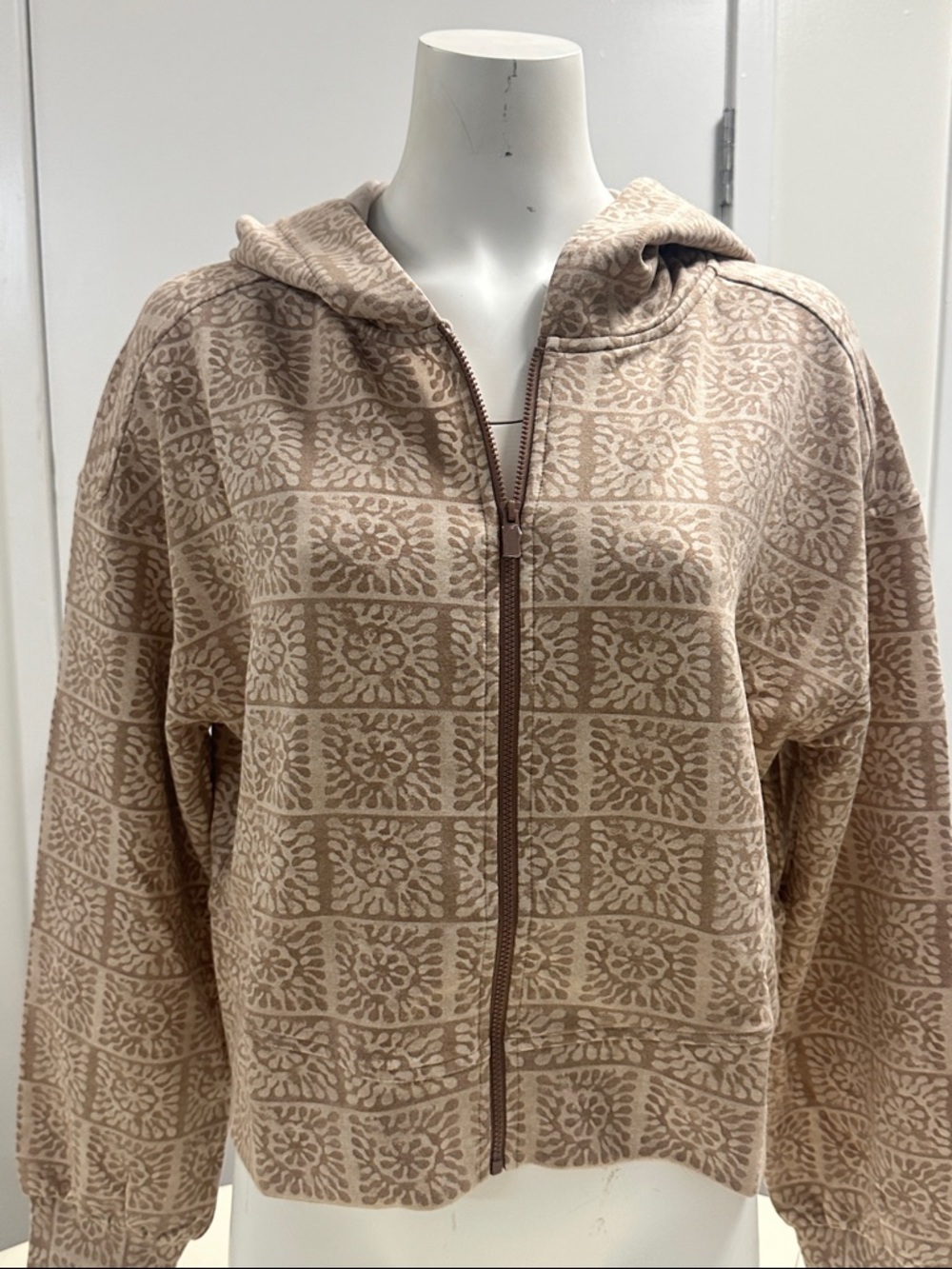 Travis Mathew Beige & Cream Patterned Zip Hoodie
